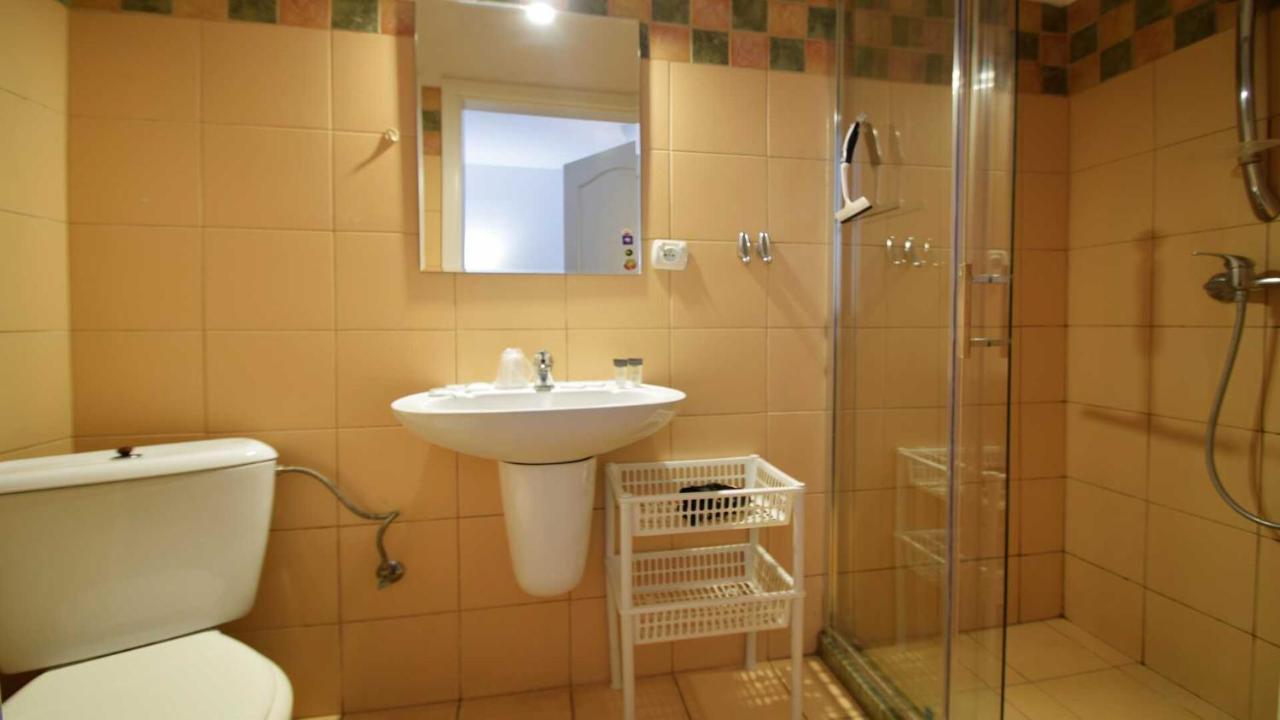 Ow Alfa Hotell Rewal Eksteriør bilde
