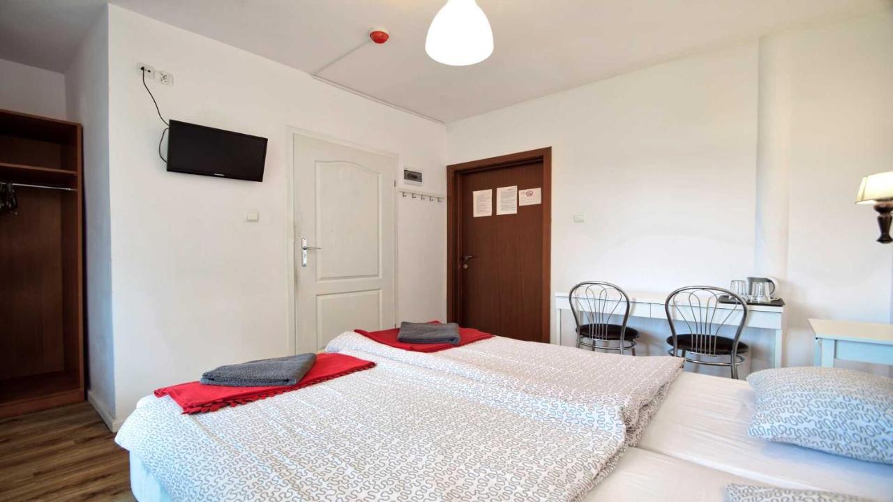Ow Alfa Hotell Rewal Eksteriør bilde